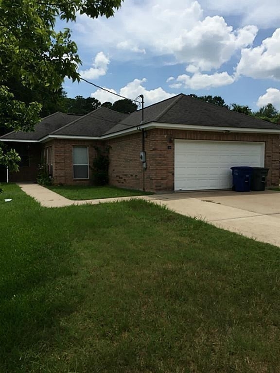 306 Bush Drive - Photo 0