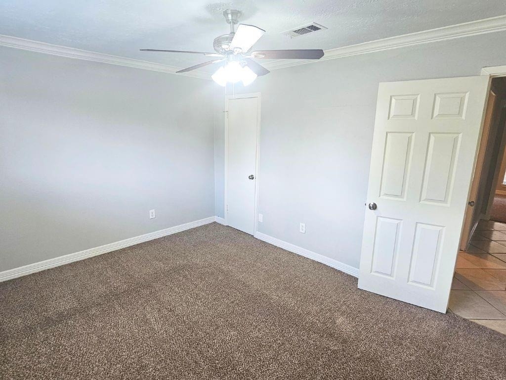 9526 Golden Wood Lane - Photo 17