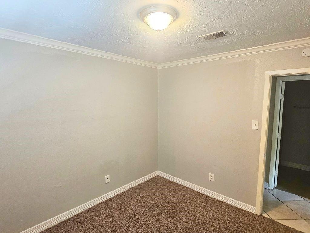 9526 Golden Wood Lane - Photo 16