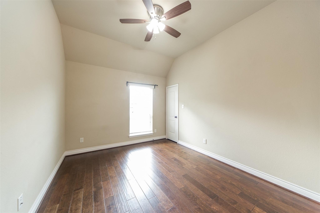 27106 Cross Pointe Court - Photo 22