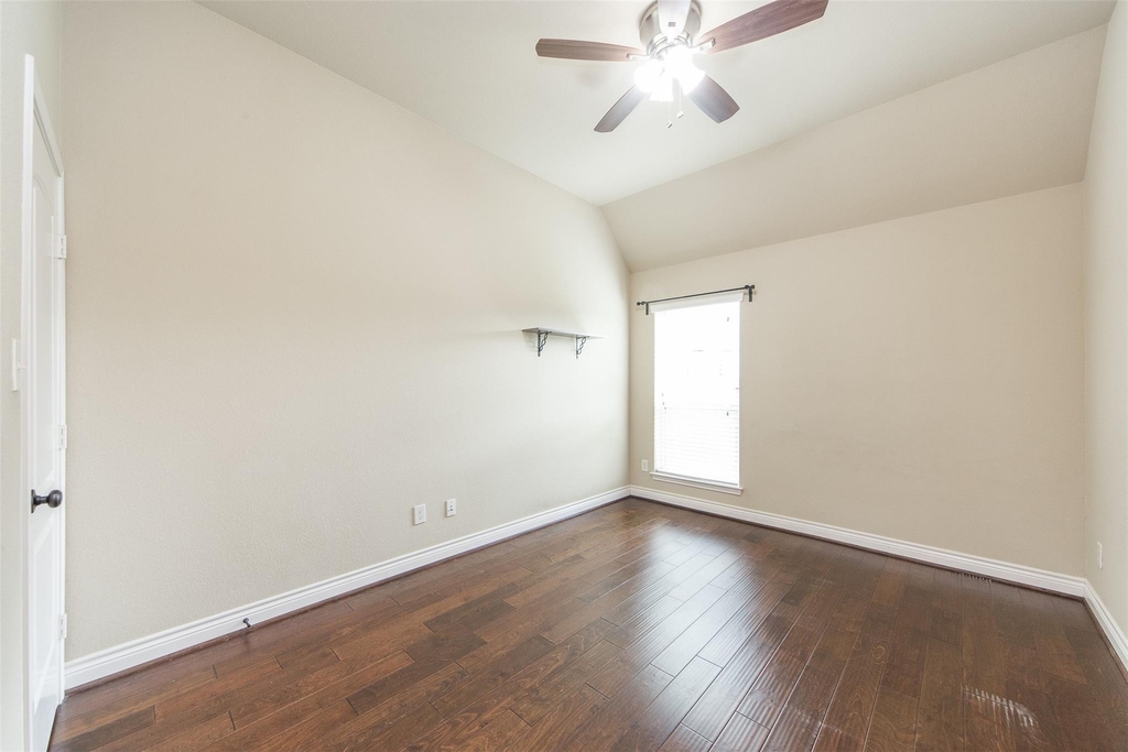 27106 Cross Pointe Court - Photo 21