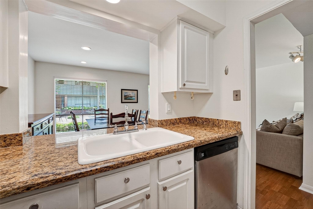 6466 Bayou Glen Road - Photo 18