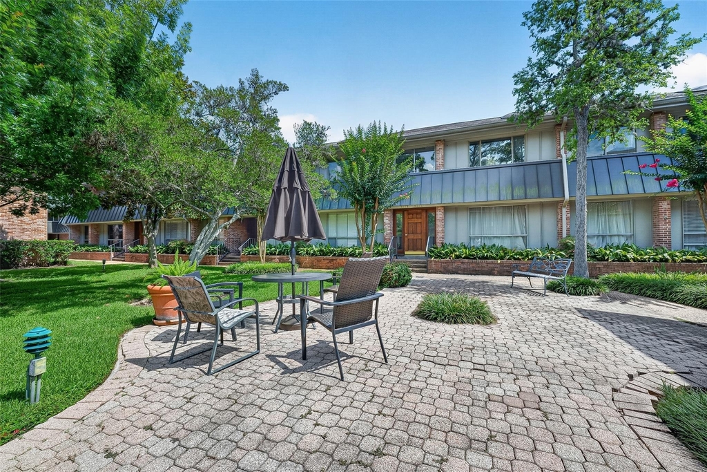 6466 Bayou Glen Road - Photo 32