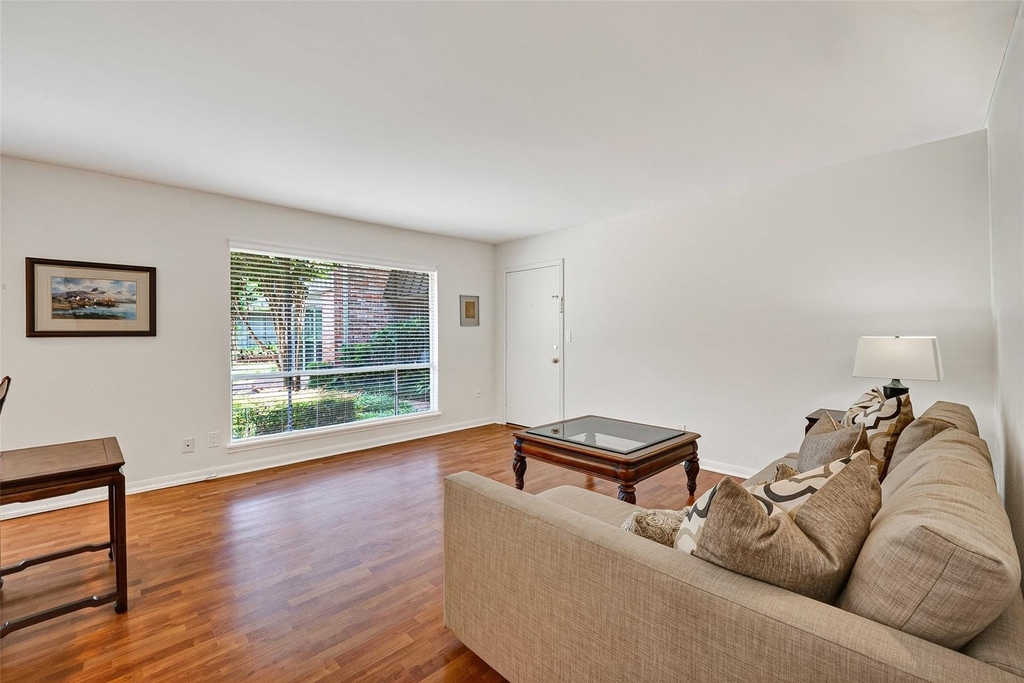 6466 Bayou Glen Road - Photo 9