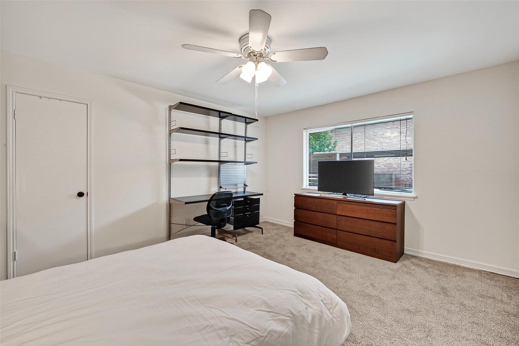 6466 Bayou Glen Road - Photo 25