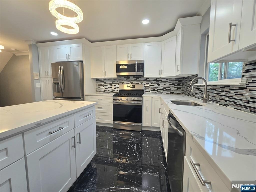 174 Palisade - Photo 7