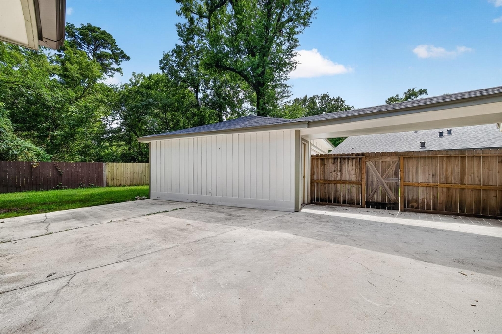 1834 Shadow Rock Drive - Photo 37