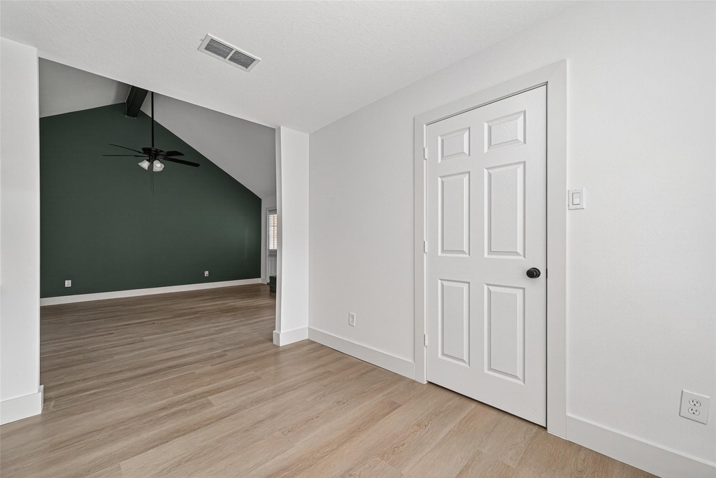1834 Shadow Rock Drive - Photo 14