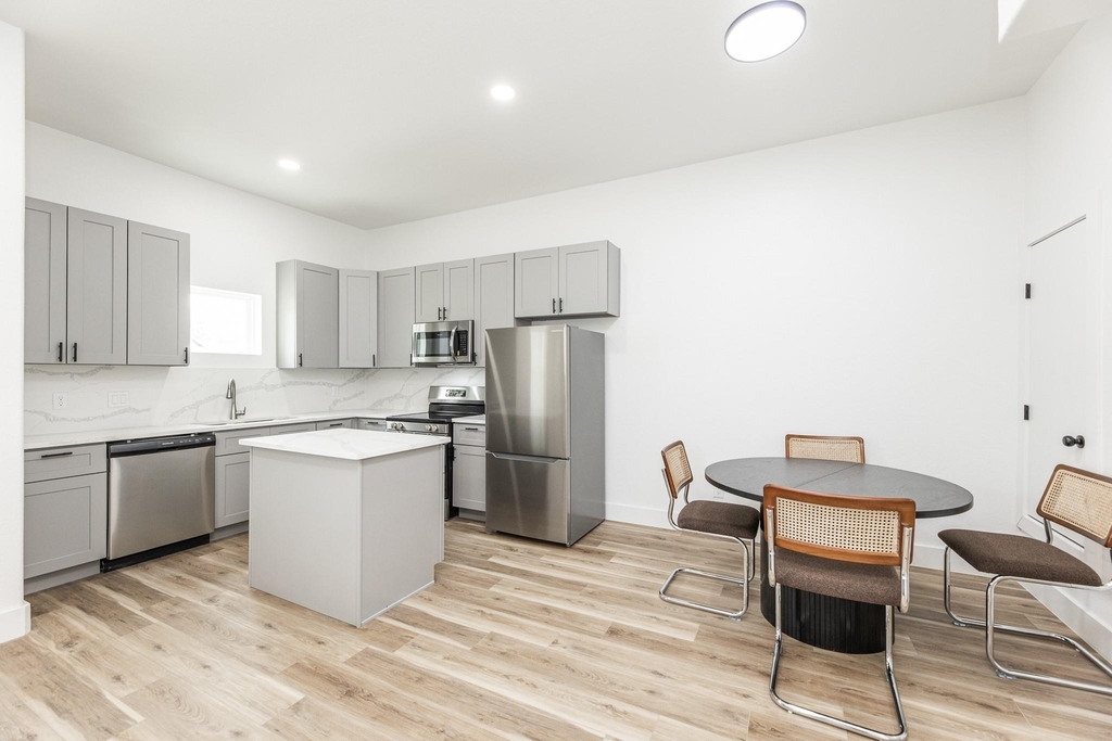 9727 Stedman Street - Photo 11