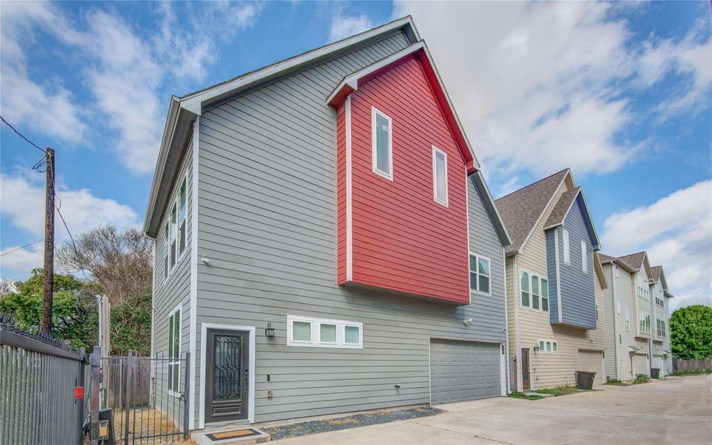 738 Link Road - Photo 1
