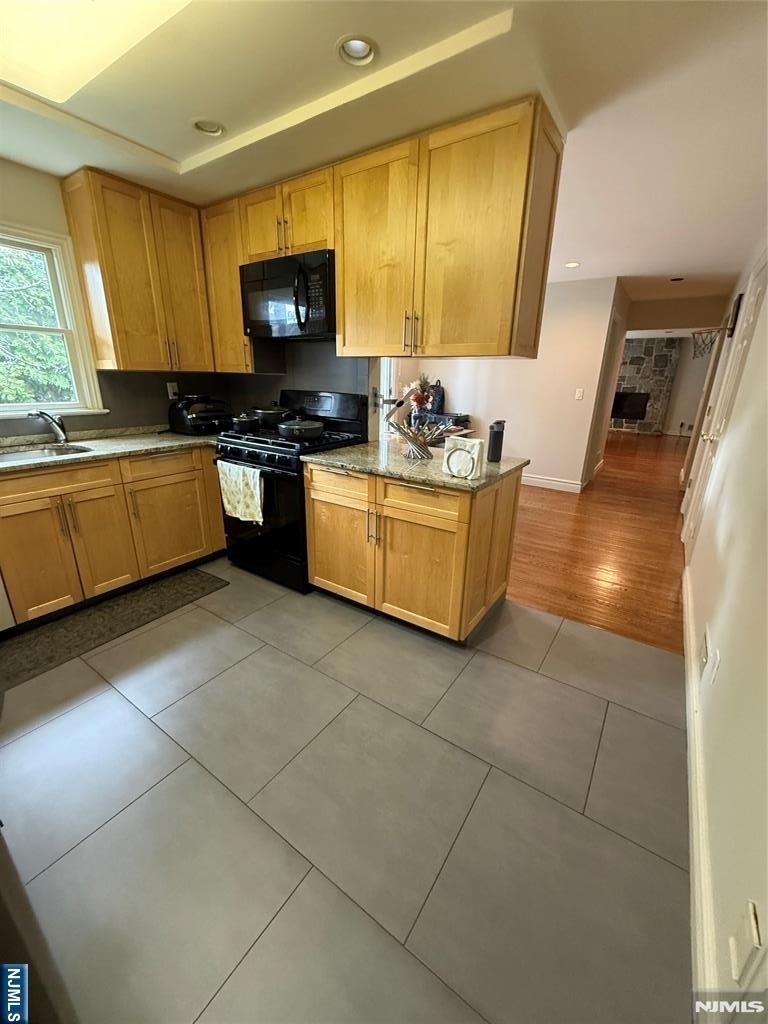 730 Floyd - Photo 9