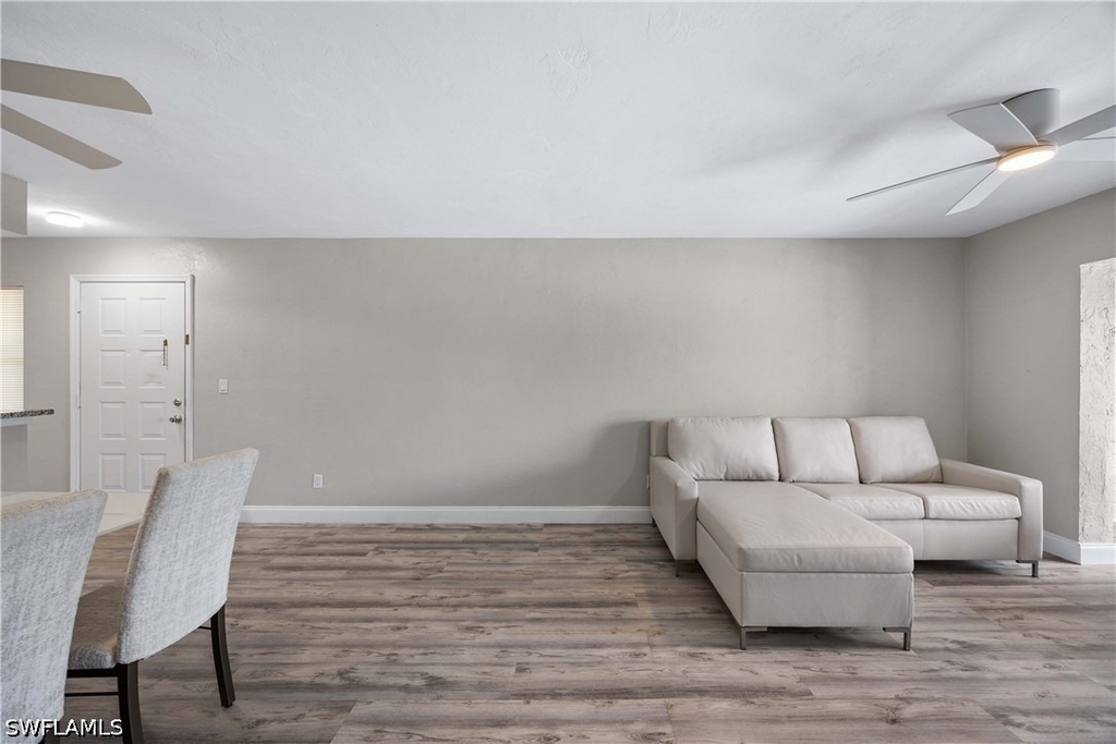 228 Fox Glen Drive - Photo 9