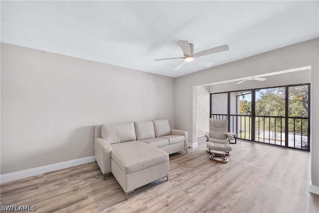 228 Fox Glen Drive - Photo 11