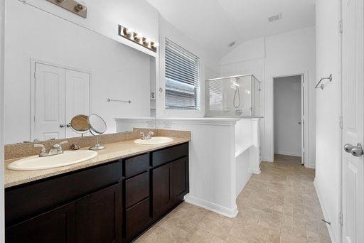 2307 Shady Tree Ln - Photo 11