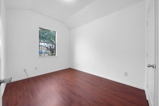 2307 Shady Tree Ln - Photo 19