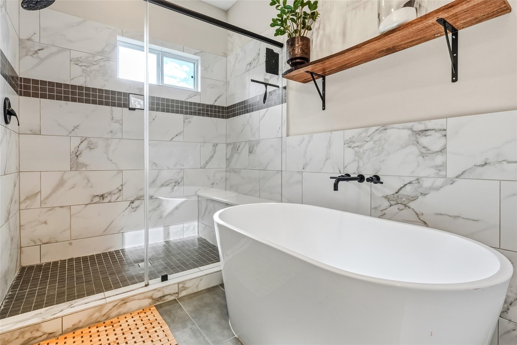 5202 Pinemont Creek Lane - Photo 11