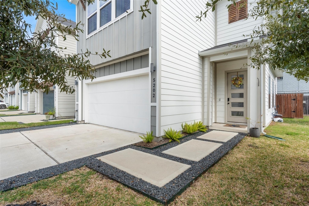 5202 Pinemont Creek Lane - Photo 22