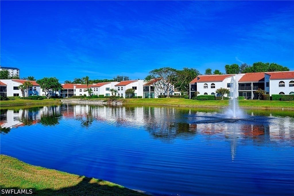613 Beachwalk Circle - Photo 1