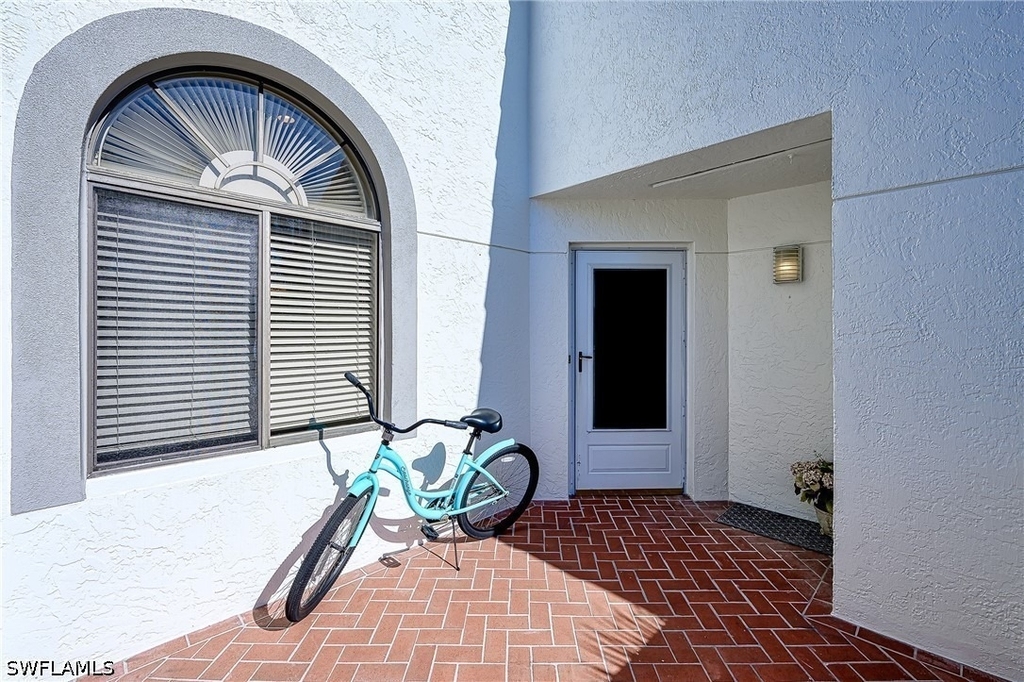613 Beachwalk Circle - Photo 4