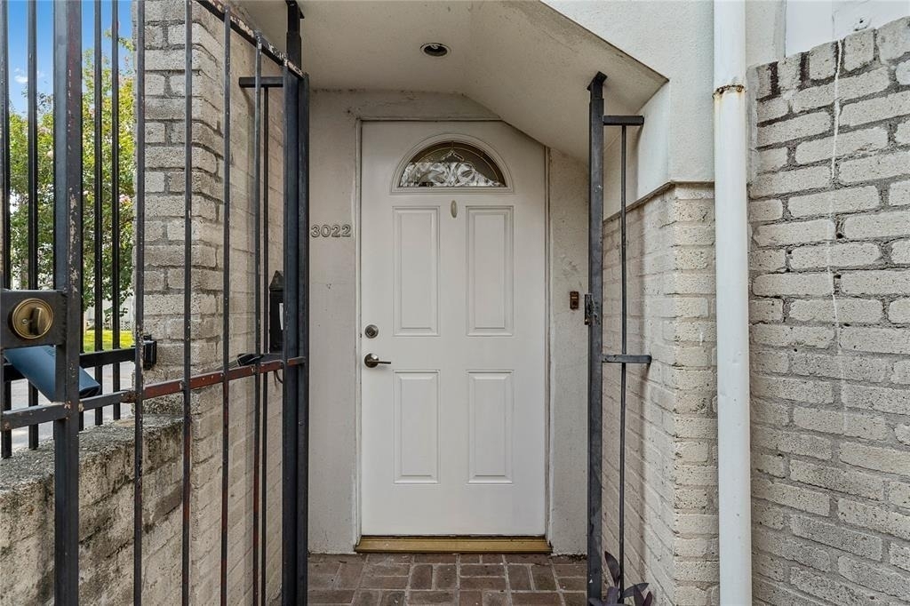 3022 Baldwin Street - Photo 16