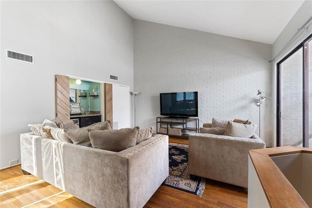 3022 Baldwin Street - Photo 14