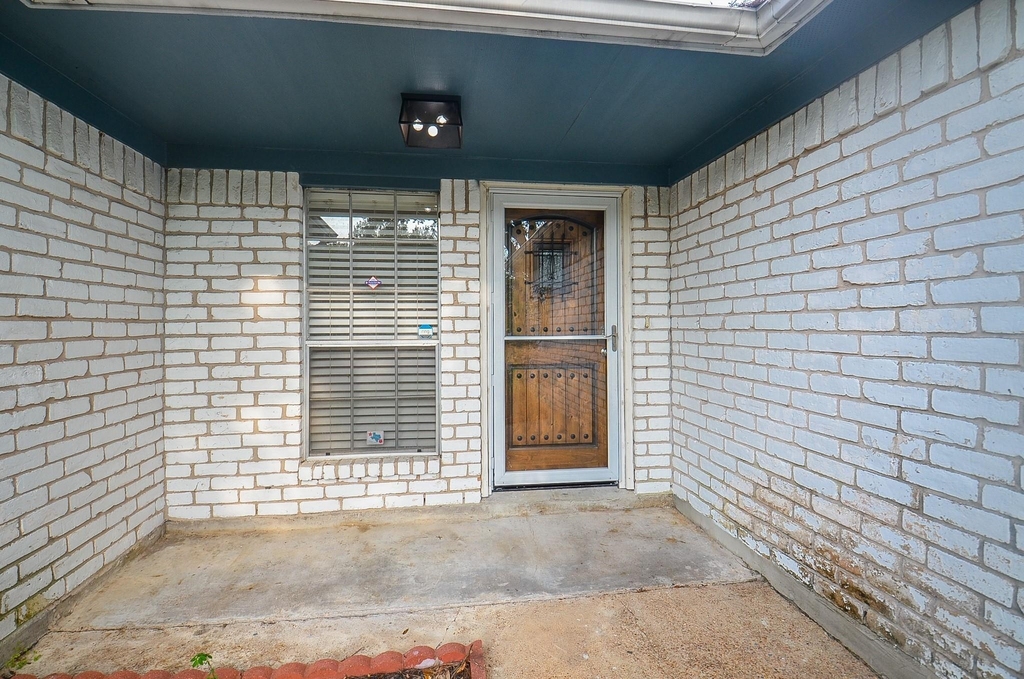3722 Brier Gardens Drive - Photo 11