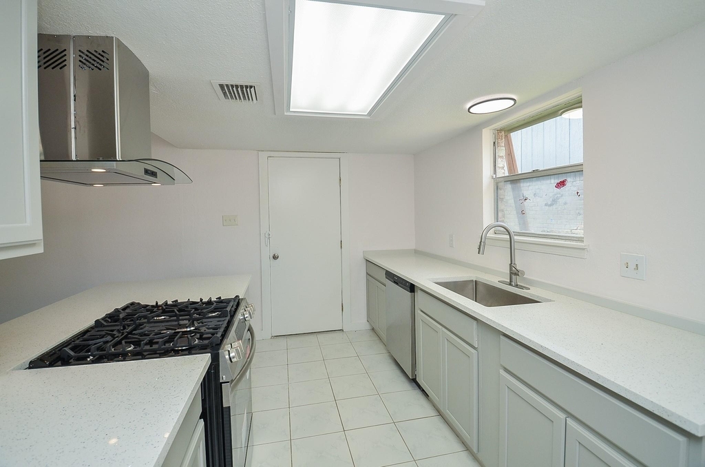 3722 Brier Gardens Drive - Photo 21