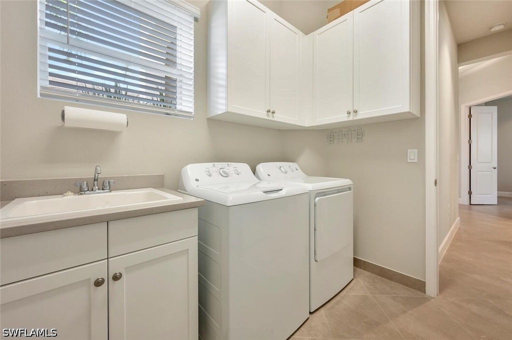 28496 Burano Drive - Photo 21