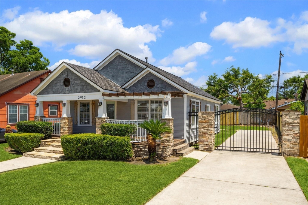 2912 Cetti Street - Photo 2