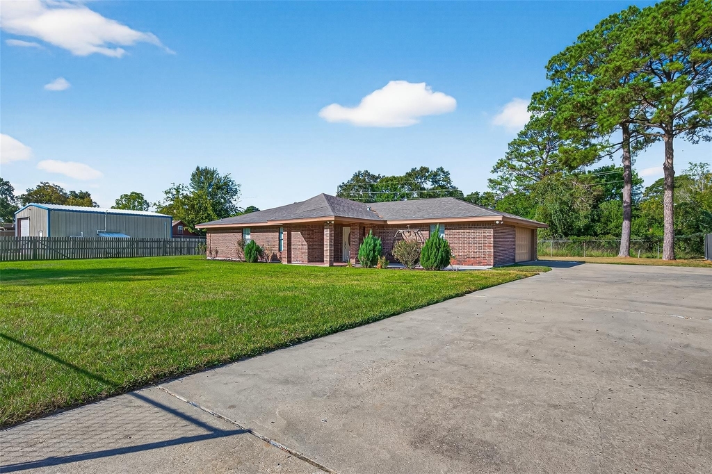 11507 Oak Valley Drive - Photo 2
