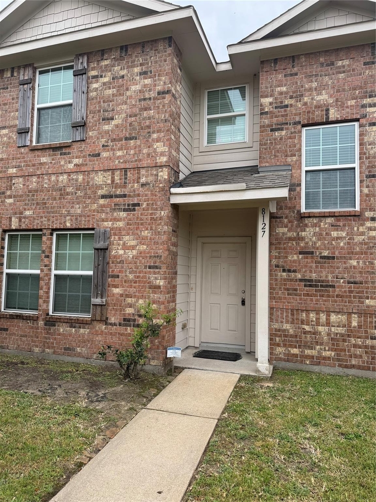 8127 Almera Falls - Photo 1