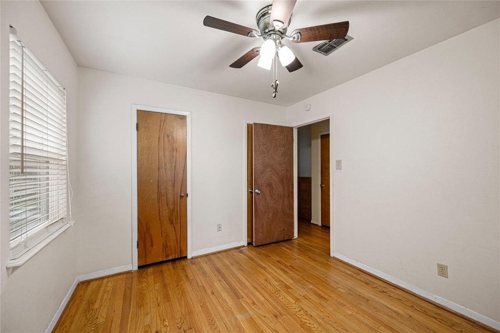 8110 Bob White Drive - Photo 12