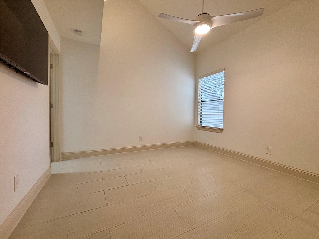 12900 Walden Road - Photo 9