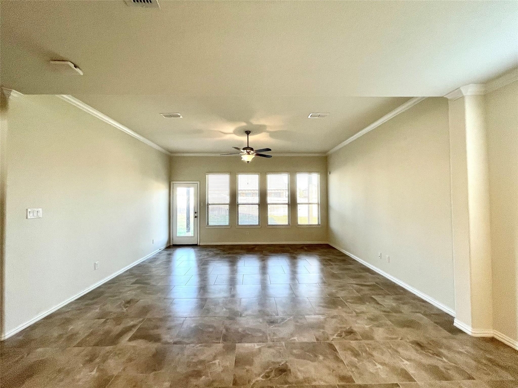 1915 Orchard Berry Lane - Photo 3