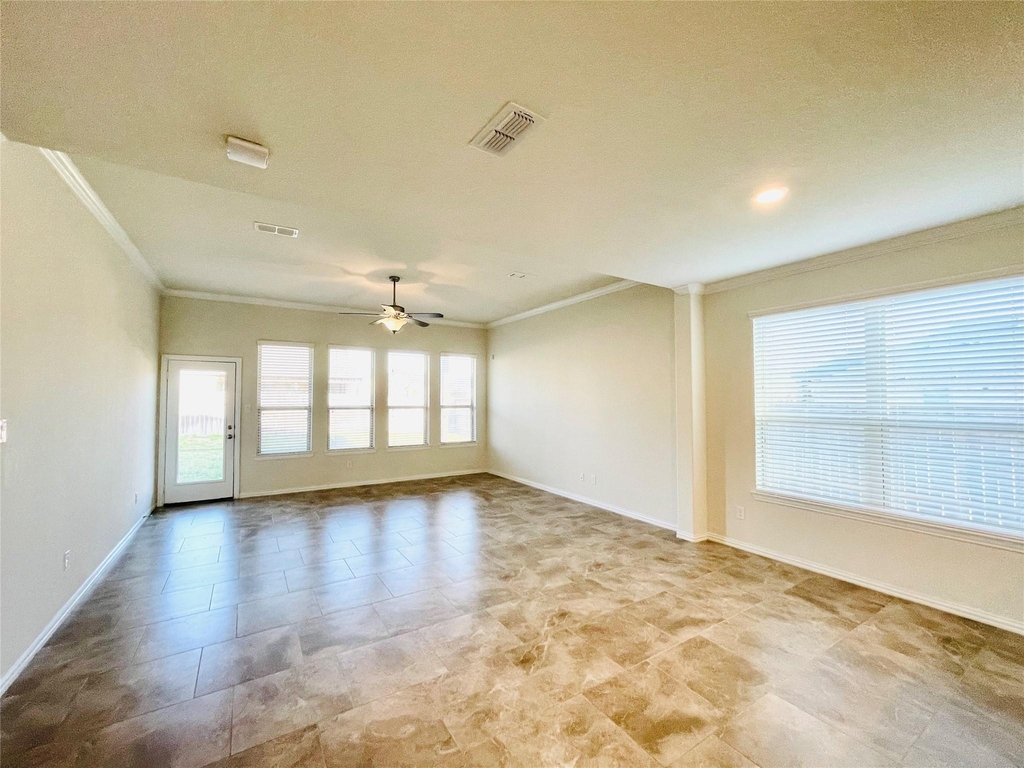 1915 Orchard Berry Lane - Photo 4