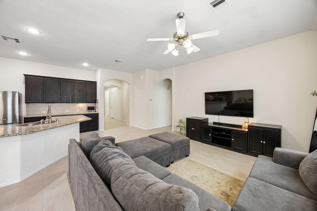 24631 Forest Hiker Court - Photo 2