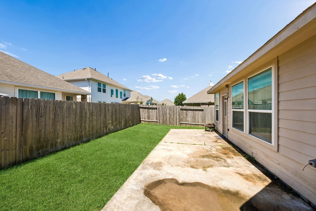 24631 Forest Hiker Court - Photo 25