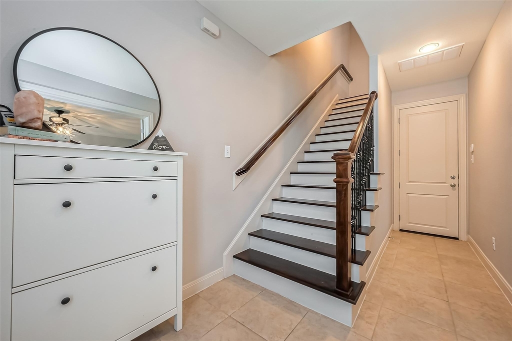 2808 St Emanuel Street - Photo 3
