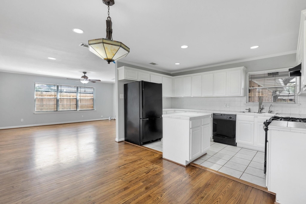 4750 Sanford Road - Photo 5