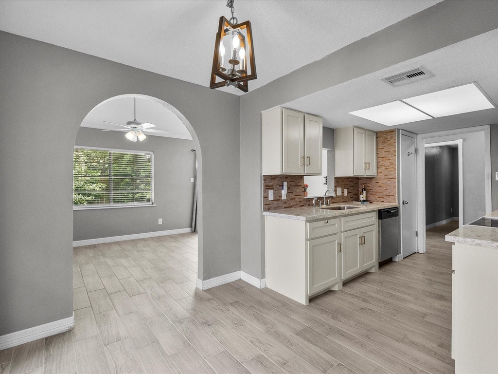 11731 Flushing Meadows Drive - Photo 8