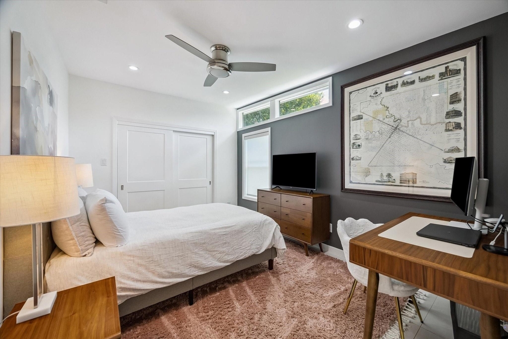 9769 Oak Point Drive - Photo 18