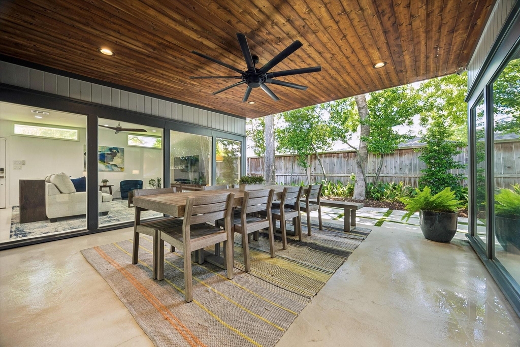 9769 Oak Point Drive - Photo 3