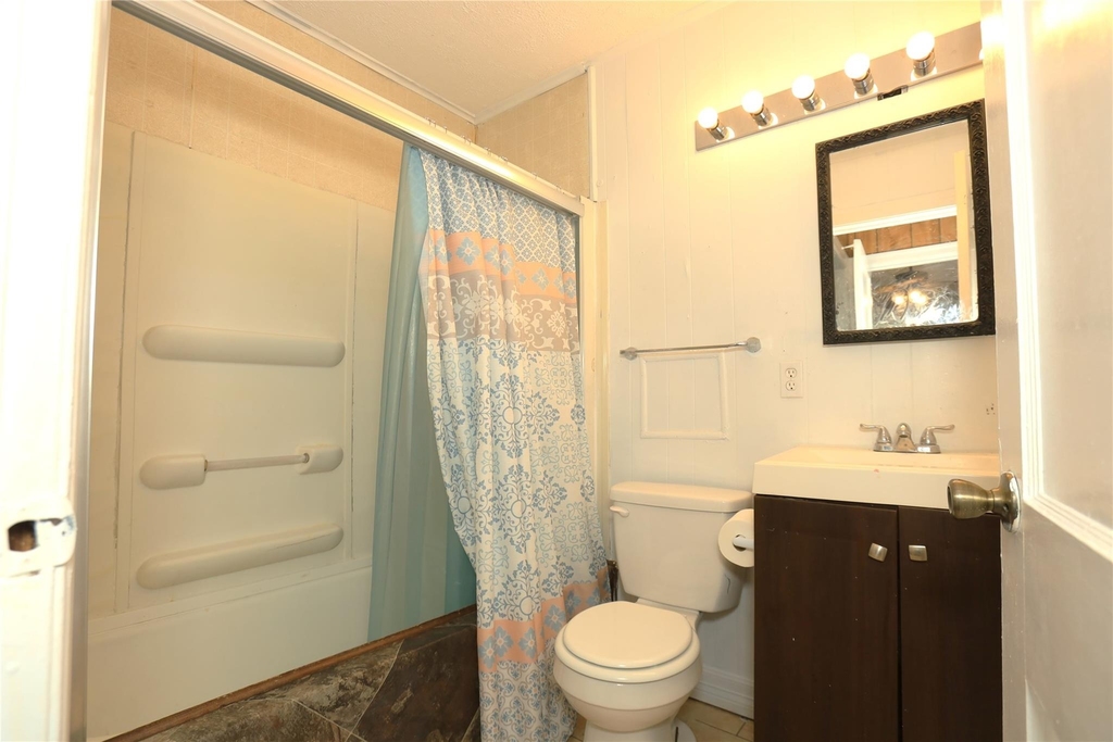 302 Circle Way - Photo 9