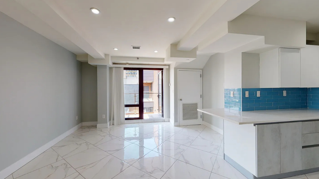 177-30 Wexford Terrace - Photo 2