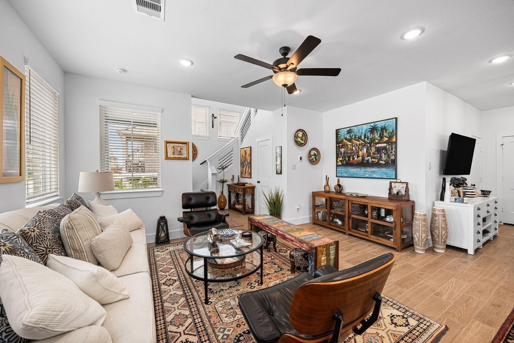 7618 Redbud Orchard Road - Photo 4