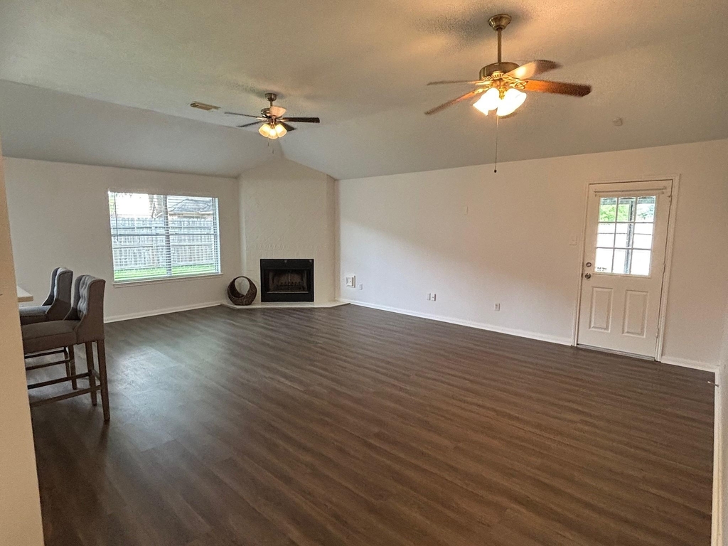 9217 Mohawk Drive - Photo 10