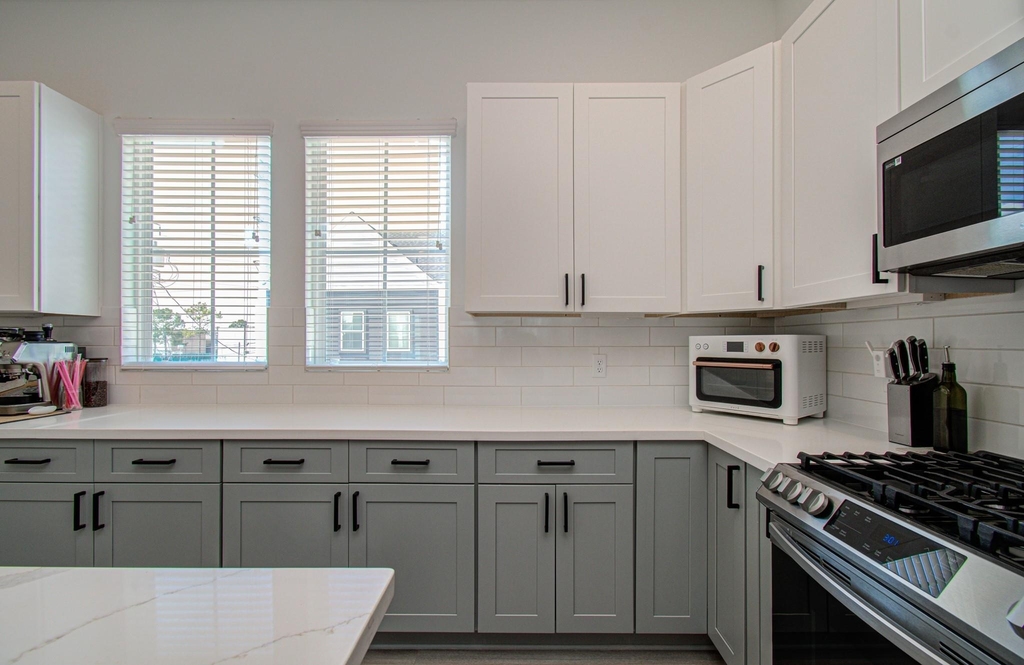 8325 Springwood Creek Lane - Photo 22