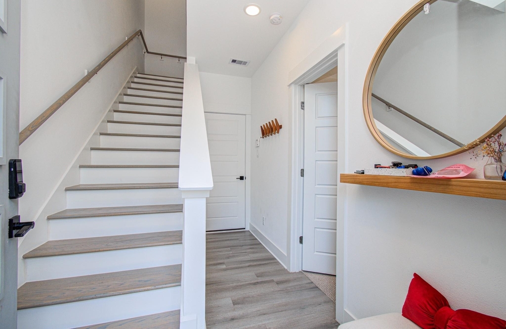 8325 Springwood Creek Lane - Photo 6