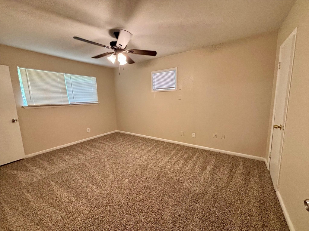 4110 Knotty Oaks Trail - Photo 16