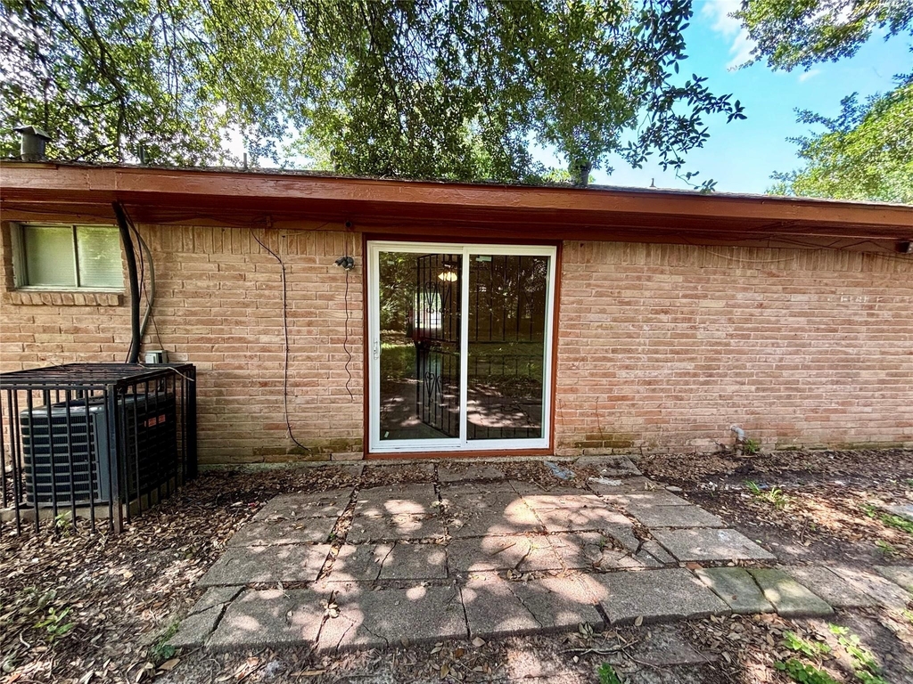 4110 Knotty Oaks Trail - Photo 17